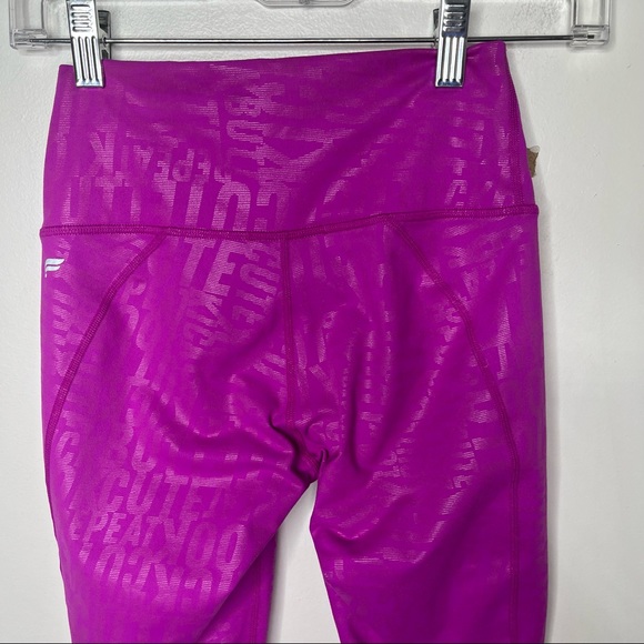 FABLETICS Kick Butt Fiesta Define High-Waisted 7/8 Barbiecore Legging - Picture 12 of 15